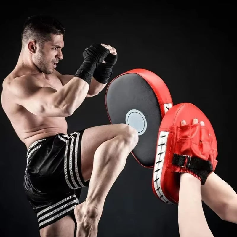 Boxing Curved Hand Target Pads - PU Leather Gloves for Gym Training, Kickboxing, Muay Thai, and Taekwondo (1 or 2 Pieces)